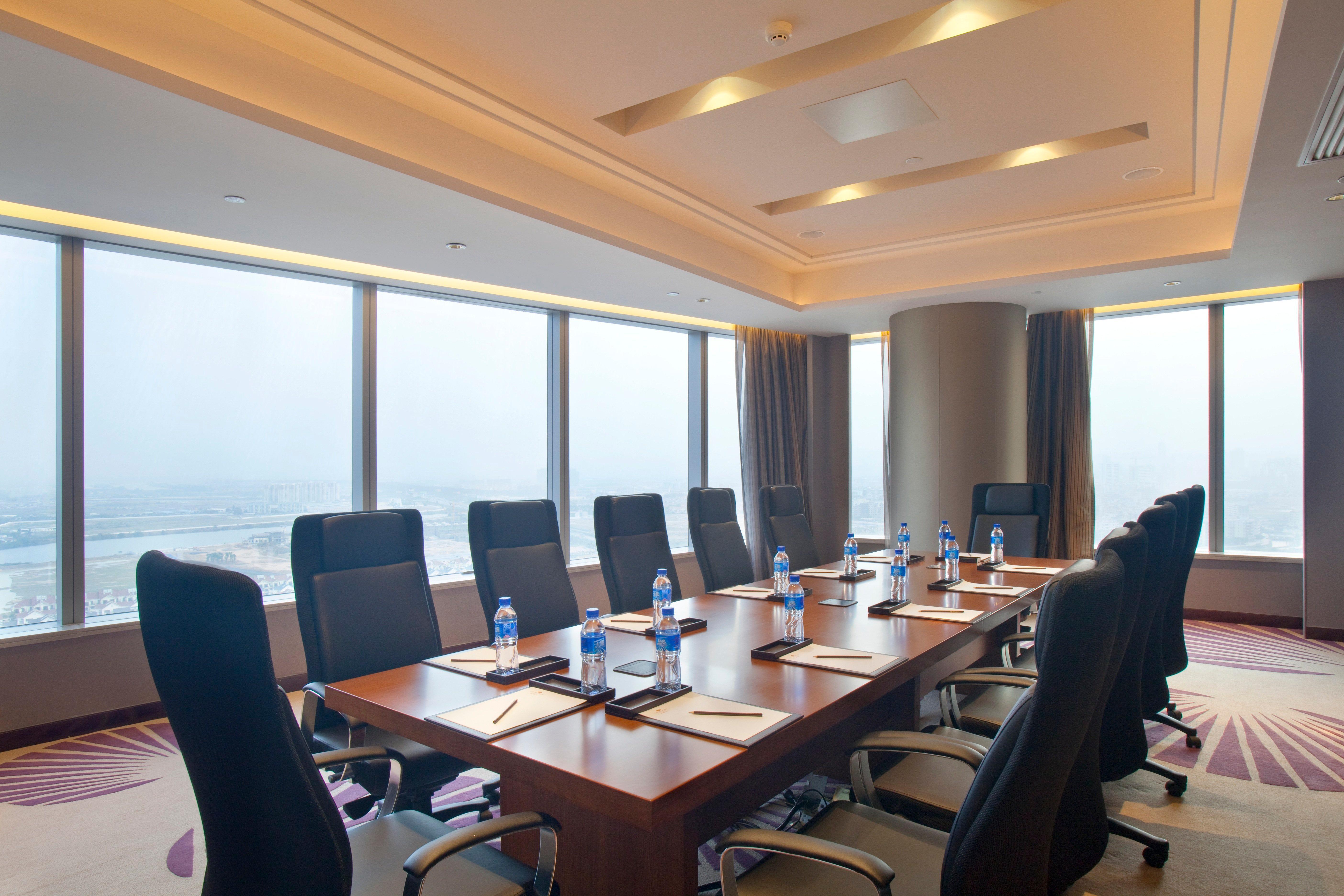 Отель Crowne Plaza Huizhou By Ihg Экстерьер фото